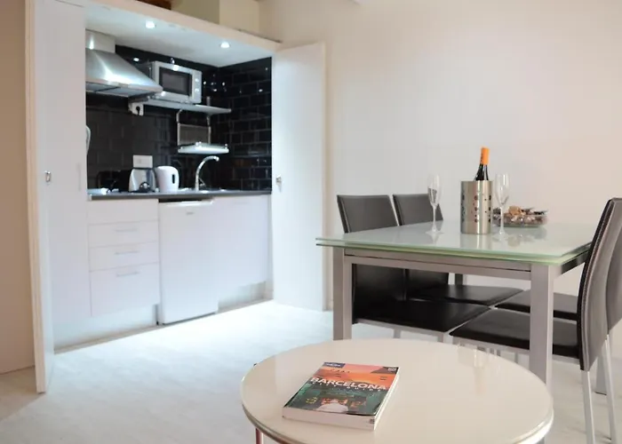 Poble Sec Apartment *