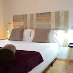 Poble Sec Apartment *